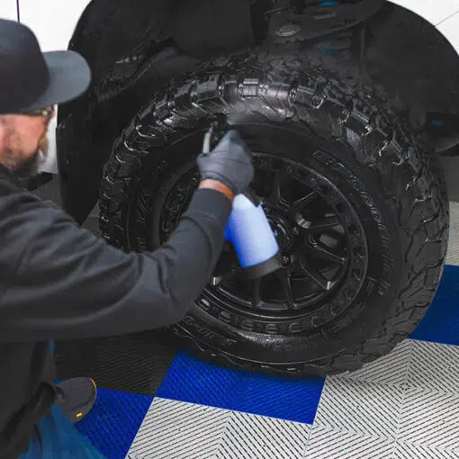 P&S – Dressed Tire Finish