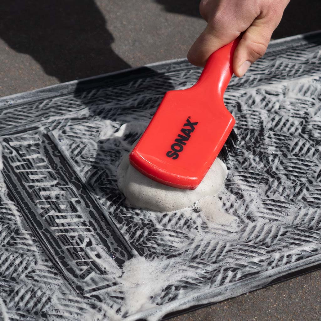 SONAX Intensive Cleaning Brush